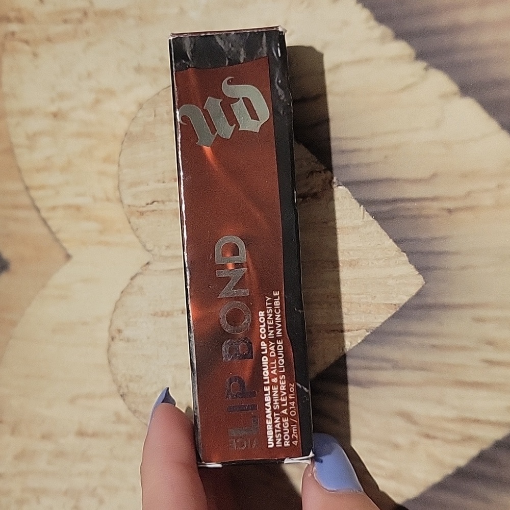 Vice lip Bond